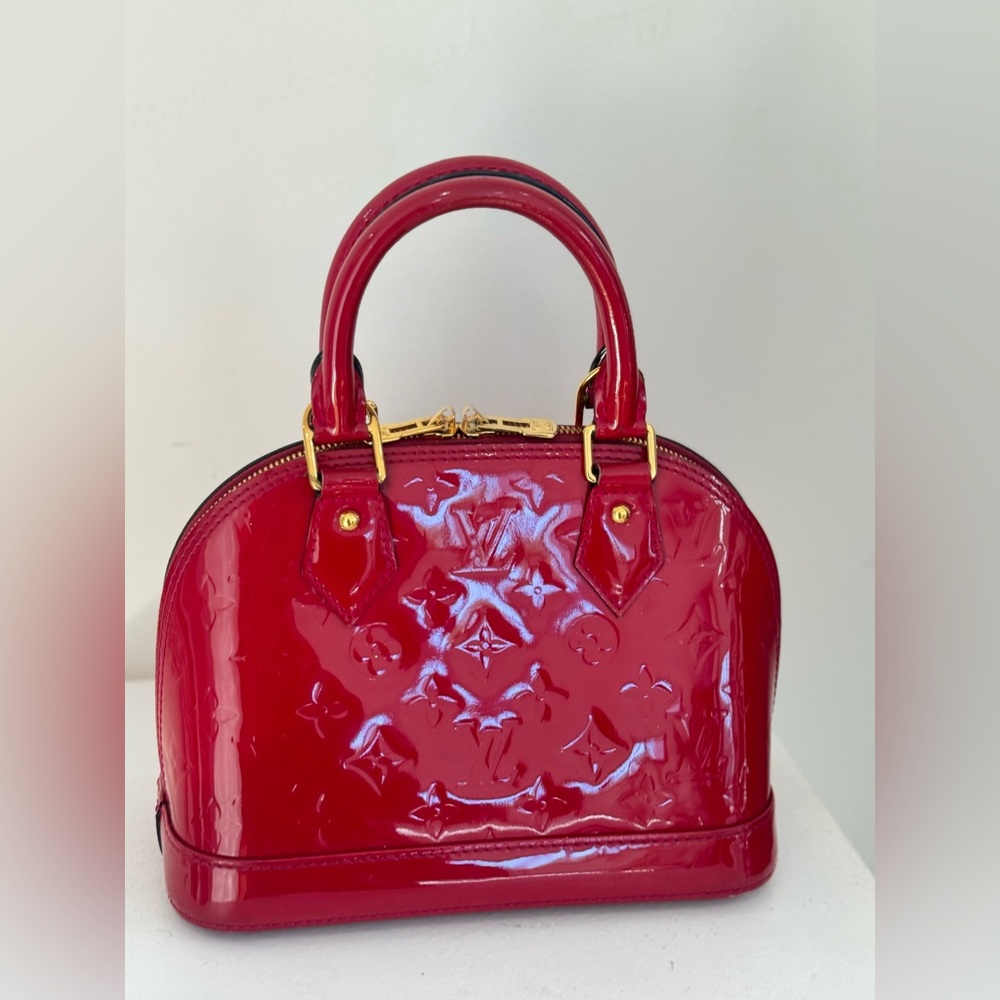 Authentic Louis Vuitton Vernis Alma BB Rose Indien Patent Leather Handbag - Picture 4 of 10